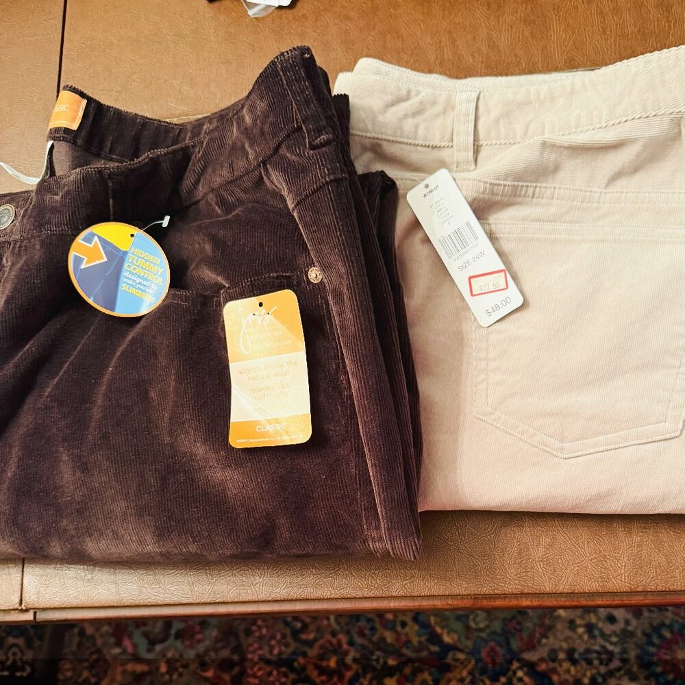 2 Pair NWT Women's Plus Size Corduroy Pants 24W